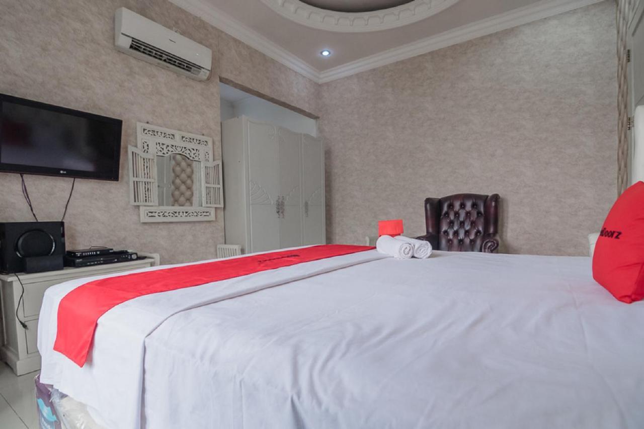 Reddoorz @ Jalan Ahmad Yani Jambi Hotel Exterior photo