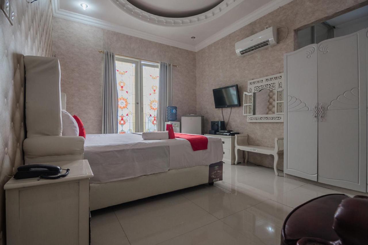 Reddoorz @ Jalan Ahmad Yani Jambi Hotel Exterior photo