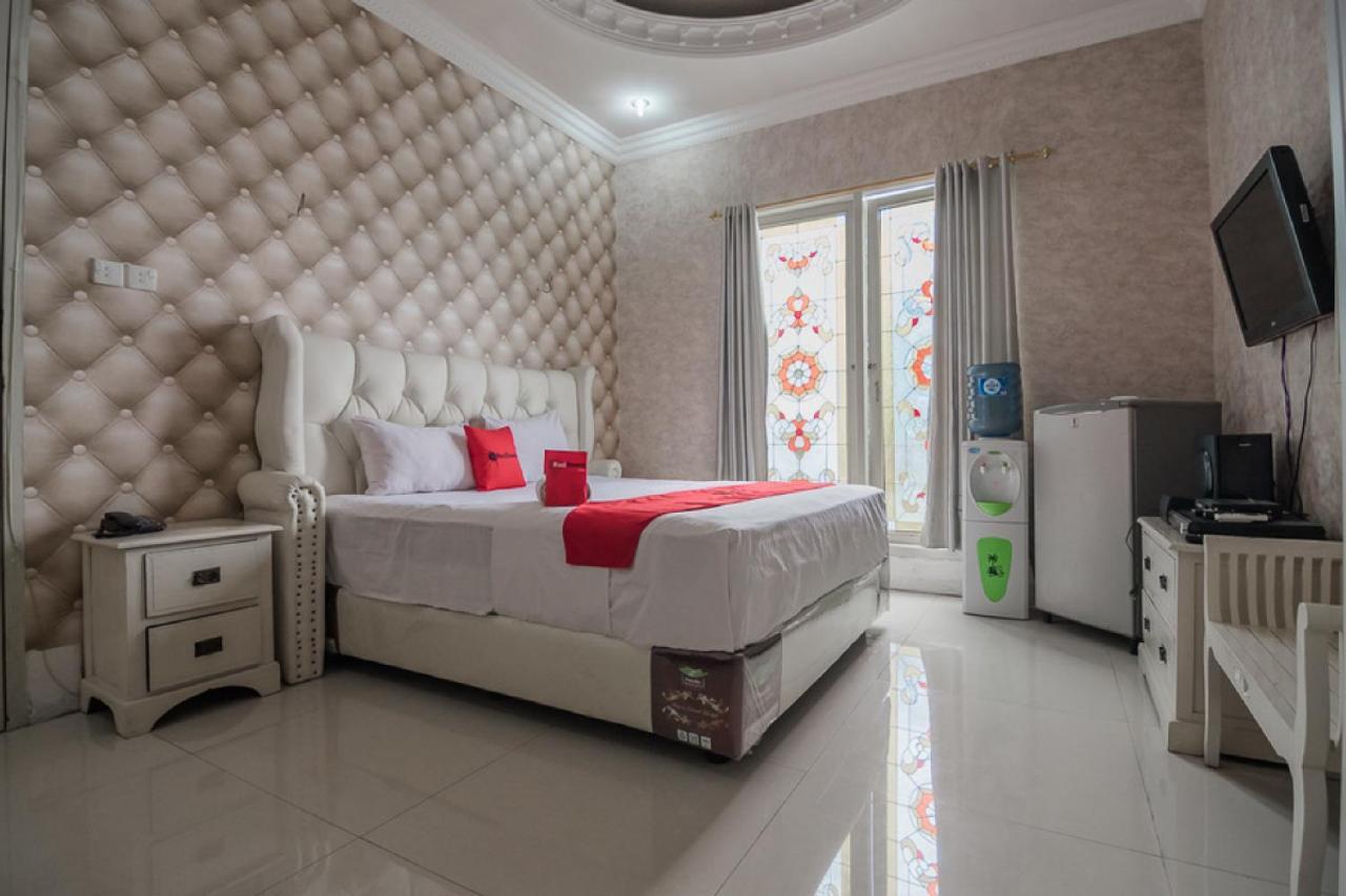 Reddoorz @ Jalan Ahmad Yani Jambi Hotel Exterior photo